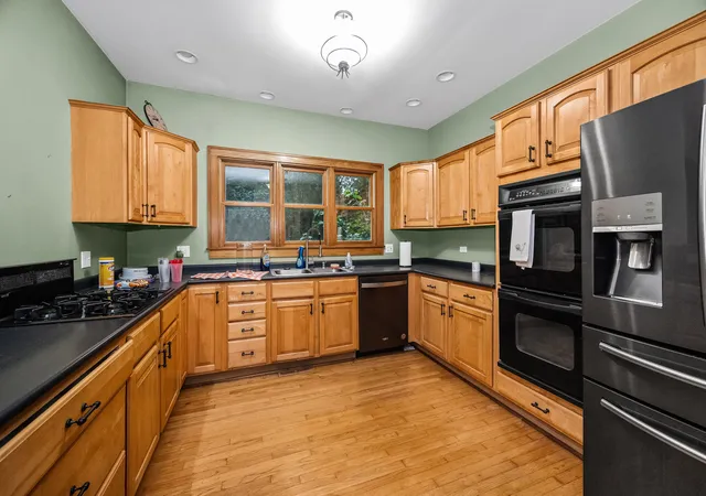 Photo 4 of Single family home for sale at 3551 S State St, Crete, IL 60417 | MLS# 12731316 | Listing updated on 2026-09-07