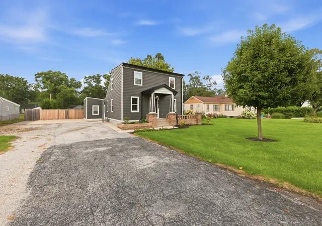 Photo 3 of Sale Pending at 3632 Blackstone Ave, Markham, IL 60428 | MLS# 12731323 | Listing updated on 2026-08-20