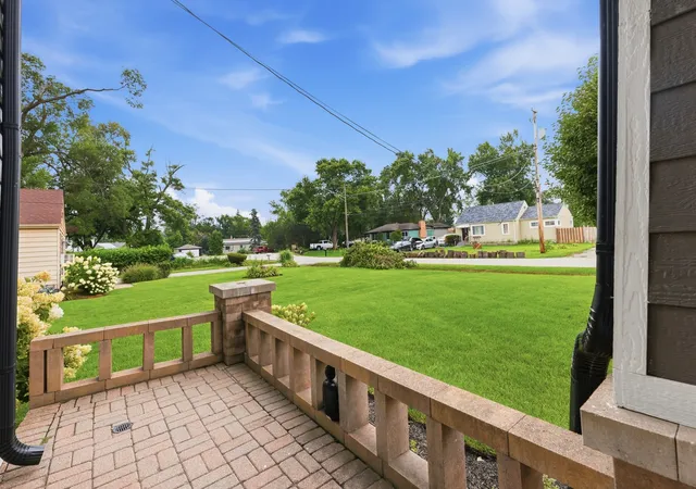 Photo 4 of Sale Pending at 3632 Blackstone Ave, Markham, IL 60428 | MLS# 12731323 | Listing updated on 2026-08-20