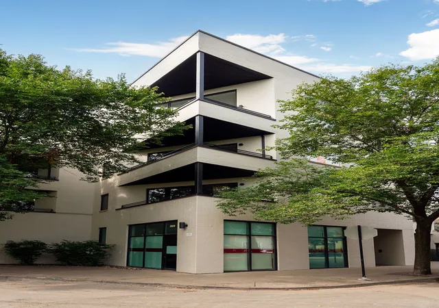 1st image of 1656 N Bosworth Ave #3S, Chicago, IL 60642 | MLS# 12731340