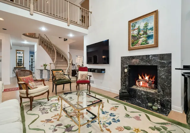 5th image of 863 Gloucester Xing, Lake Forest, IL 60045 | MLS# 12731349