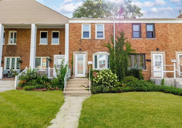 1st image of 6361 S Long Ave, Chicago, IL 60638 | MLS# 12731357