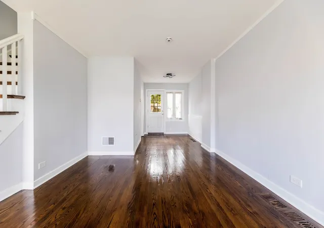 3rd image of 6361 S Long Ave, Chicago, IL 60638 | MLS# 12731357