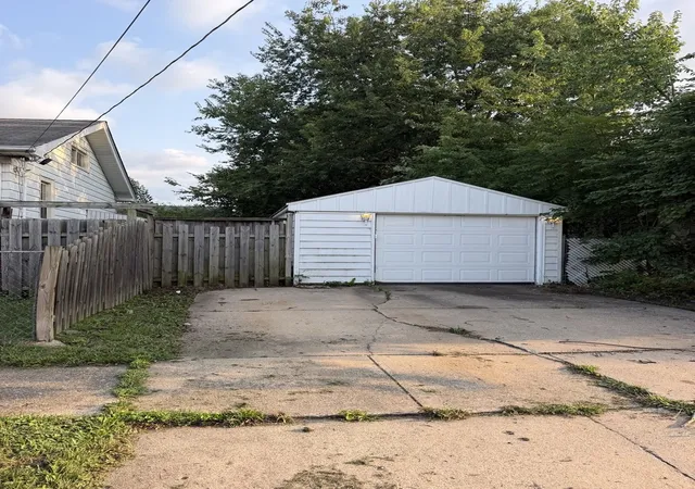 24th image of 1526 Price St, Rockford, IL 61103 | MLS# 12731359