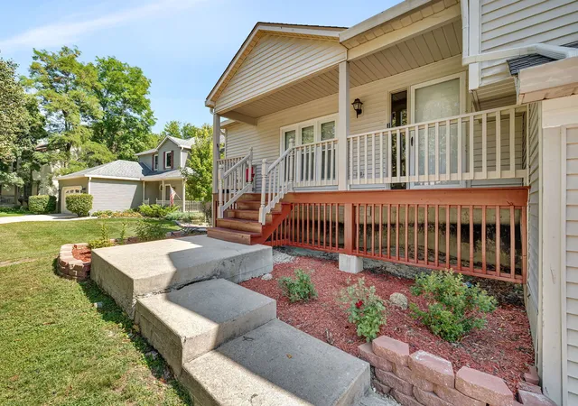 Photo 3 of Single family home for sale at 369 Twin Creeks Dr, Bolingbrook, IL 60440 | MLS# 12731364 | Listing updated on 2026-08-22