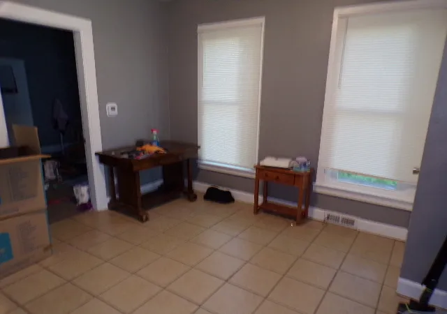 Photo 4 of House for sale at 710 E 13th Street, Davenport, IA 52803 | MLS# 12731367 | Listing updated on 2026-08-23