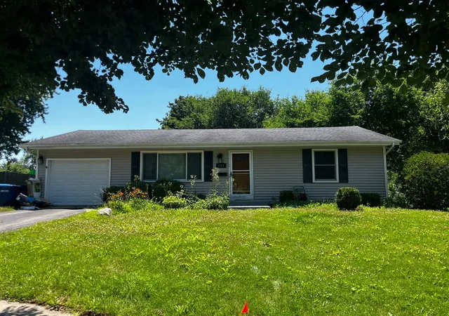 1st image of 542 S 14th St, St. Charles, IL 60174 | MLS# 12731381