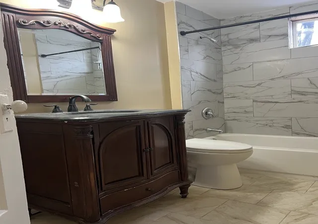 Listing Photo 4 - Condo for sale in building located at 269 E 23rd St, Chicago Heights, IL 60411