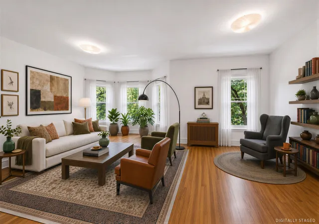 Photo 2 of Condo for sale at 5715 S Blackstone Ave #2S, Chicago, IL 60637 | MLS# 12731446 | Listing updated on 2026-08-18