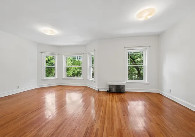 Photo 3 of Condo for sale at 5715 S Blackstone Ave #2S, Chicago, IL 60637 | MLS# 12731446 | Listing updated on 2026-08-18
