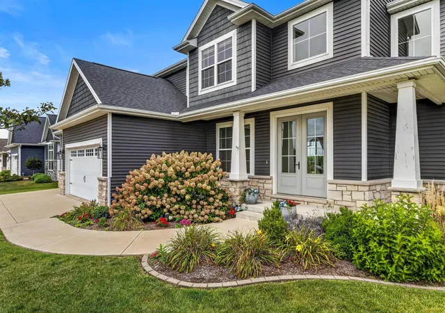 Photo 55 of Single family home for sale at 908 Declaration Dr, Savoy, IL 61874 | MLS# 12731451 | Listing updated on 2026-08-25