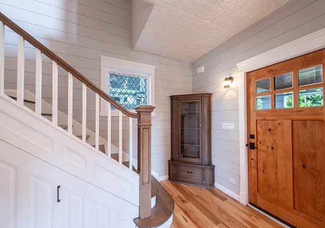 Photo 4 of Single family home for sale at 205 W Cook Ave, Libertyville, IL 60048 | MLS# 12731479 | Listing updated on 2026-08-19