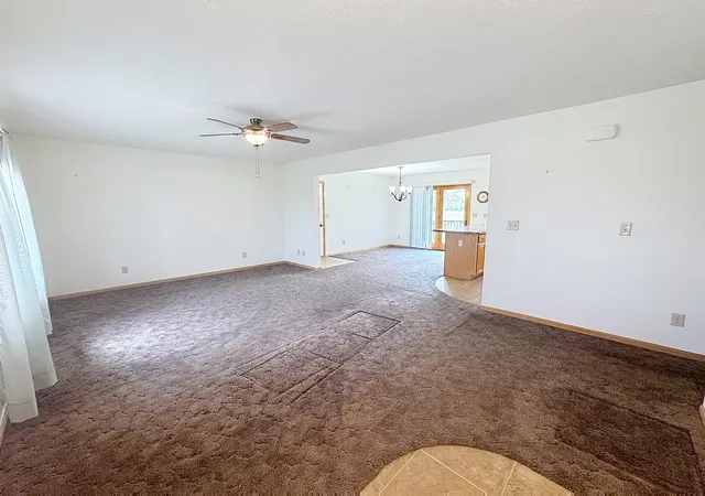 Photo 4 of Single family home for sale at 2524 Big Is Pkwy, Milan, IL 61264 | MLS# 12731545 | Listing updated on 2026-08-18