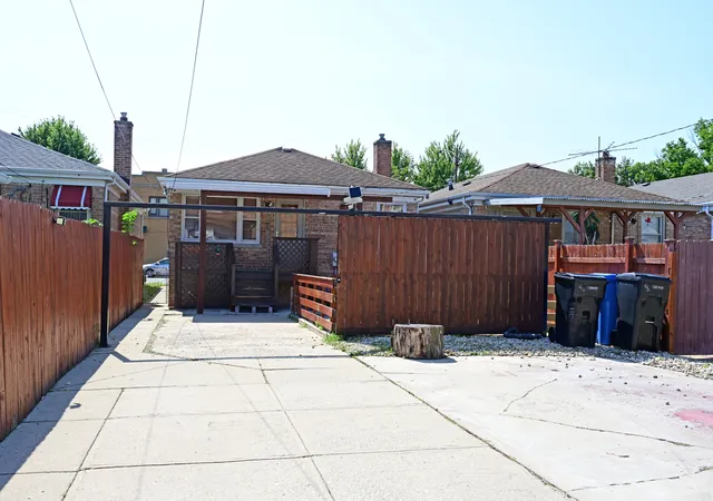Photo 20 of Single family home for sale at 6211 N Nagle Ave, Chicago, IL 60646 | MLS# 12731553 | Listing updated on 2026-08-18