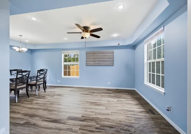 Photo 3 of Single family home for sale at 18 Truman Ln, Streamwood, IL 60107 | MLS# 12731571 | Listing updated on 2026-09-05
