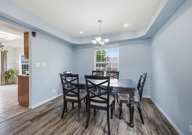 Photo 3 of Single family home for sale at 18 Truman Ln, Streamwood, IL 60107 | MLS# 12731571 | Listing updated on 2026-09-05