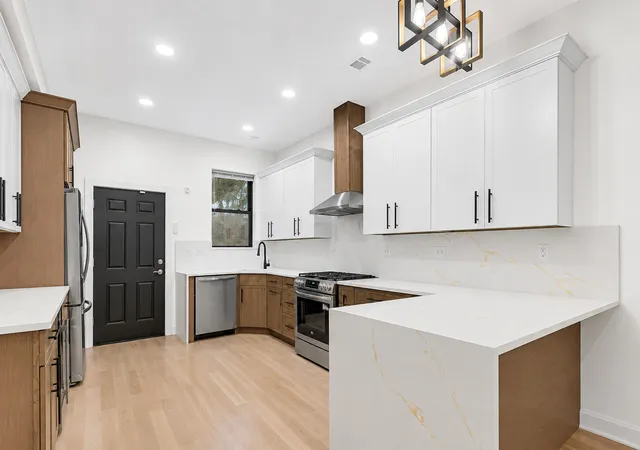 5th image of 6148 S Ingleside Ave, Chicago, IL 60637 | MLS# 12731593