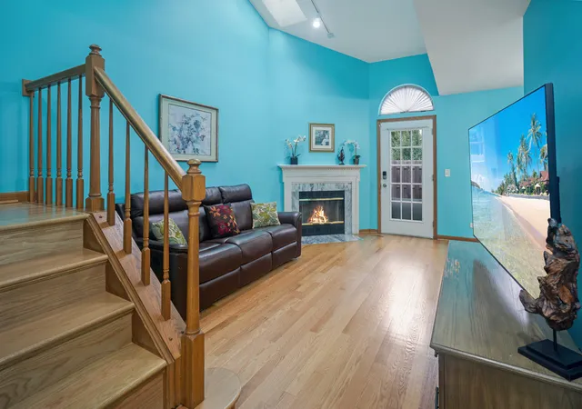 Photo 2 of Townhouse for sale at 218 Woodstone Dr, Buffalo Grove, IL 60089 | MLS# 12731636 | Listing updated on 2026-08-21