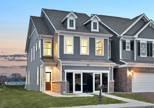 1st image of 1043 Houston St #90005, Batavia, IL 60510 | MLS# 12731638