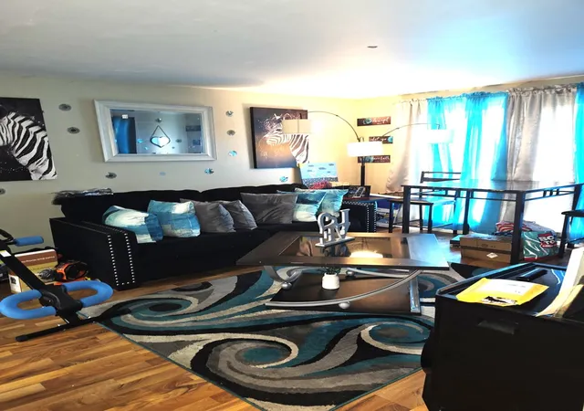 Photo 3 of Single family home for sale at 16560 S Honore Ave, Markham, IL 60428 | MLS# 12731650 | Listing updated on 2026-08-31