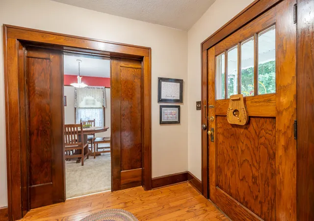 Photo 2 of Single family home for sale at 5 E Lincoln St, Mount Morris, IL 61054 | MLS# 12731655 | Listing updated on 2026-08-25