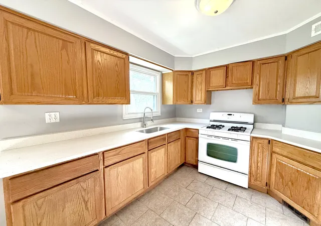 4th image of 197 Washington St, Park Forest, IL 60466 | MLS# 12731657