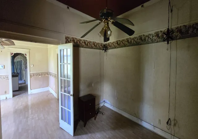 Photo 3 of Single family home for sale at 514 N Cherry St, Centralia, IL 62801 | MLS# 12731659 | Listing updated on 2026-08-19