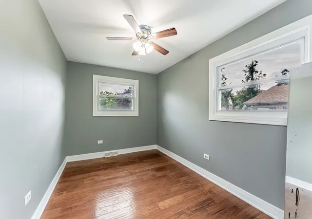 Photo 4 of Single family home for sale at 3610 W Benck Dr, Alsip, IL 60803 | MLS# 12731669 | Listing updated on 2026-08-18