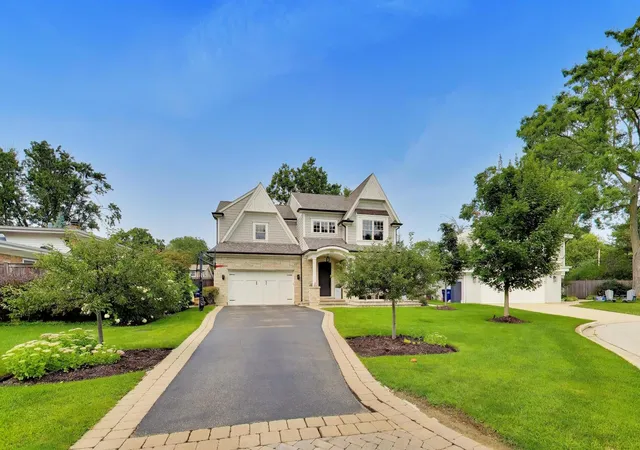 Photo 3 of Single family home for sale at 440 Sunset Dr, Wilmette, IL 60091 | MLS# 12731713 | Listing updated on 2026-09-02