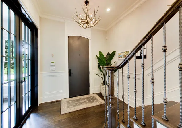 Photo 3 of Single family home for sale at 440 Sunset Dr, Wilmette, IL 60091 | MLS# 12731713 | Listing updated on 2026-09-02