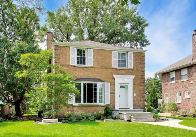 Photo 2 of Single family home for sale at 310 S Delphia Ave, Park Ridge, IL 60068 | MLS# 12731724 | Listing updated on 2026-08-19