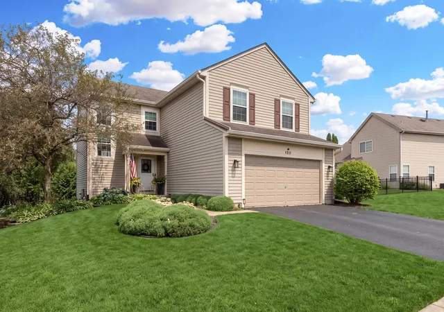 1st image of 1211 N Lancaster Cir N, South Elgin, IL 60177 | MLS# 12731736