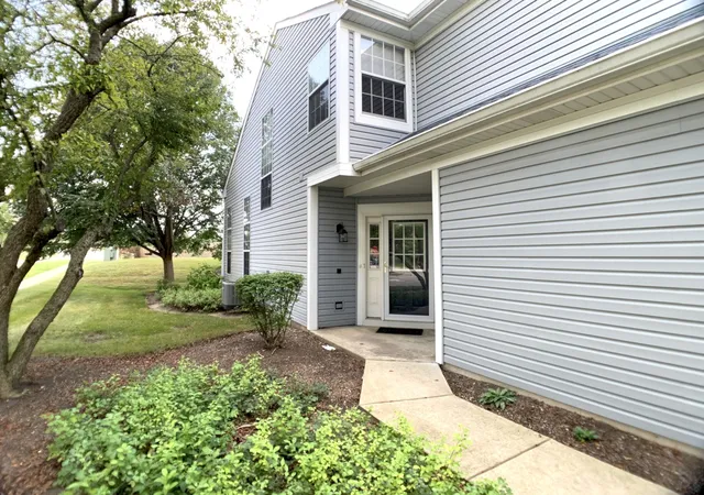 2nd image of 84 Harvest Gate, Lake In The Hills, IL 60156 | MLS# 12731739