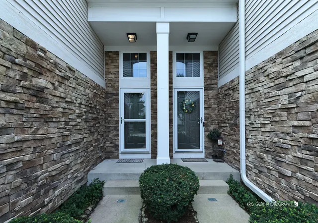 image of 796 Pointe Dr #796, Crystal Lake, IL 60014 | MLS# 12731746