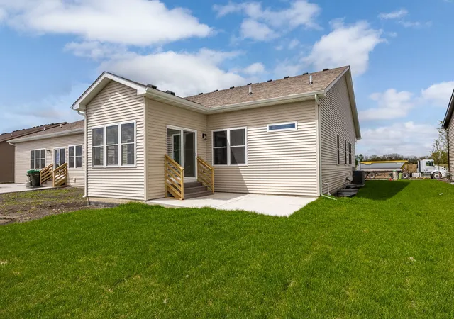 Listing Photo 2 - Condo for sale in building located at 25136 S Westwind Dr, Channahon, IL 60410 - Unit #