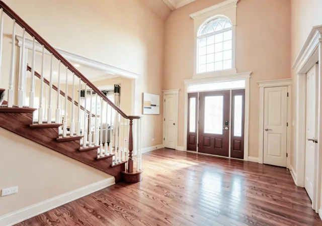 Photo 4 of Single family home for sale at 1404 Hatchwood Ct, Naperville, IL 60565 | MLS# 12731764 | Listing updated on 2026-08-19
