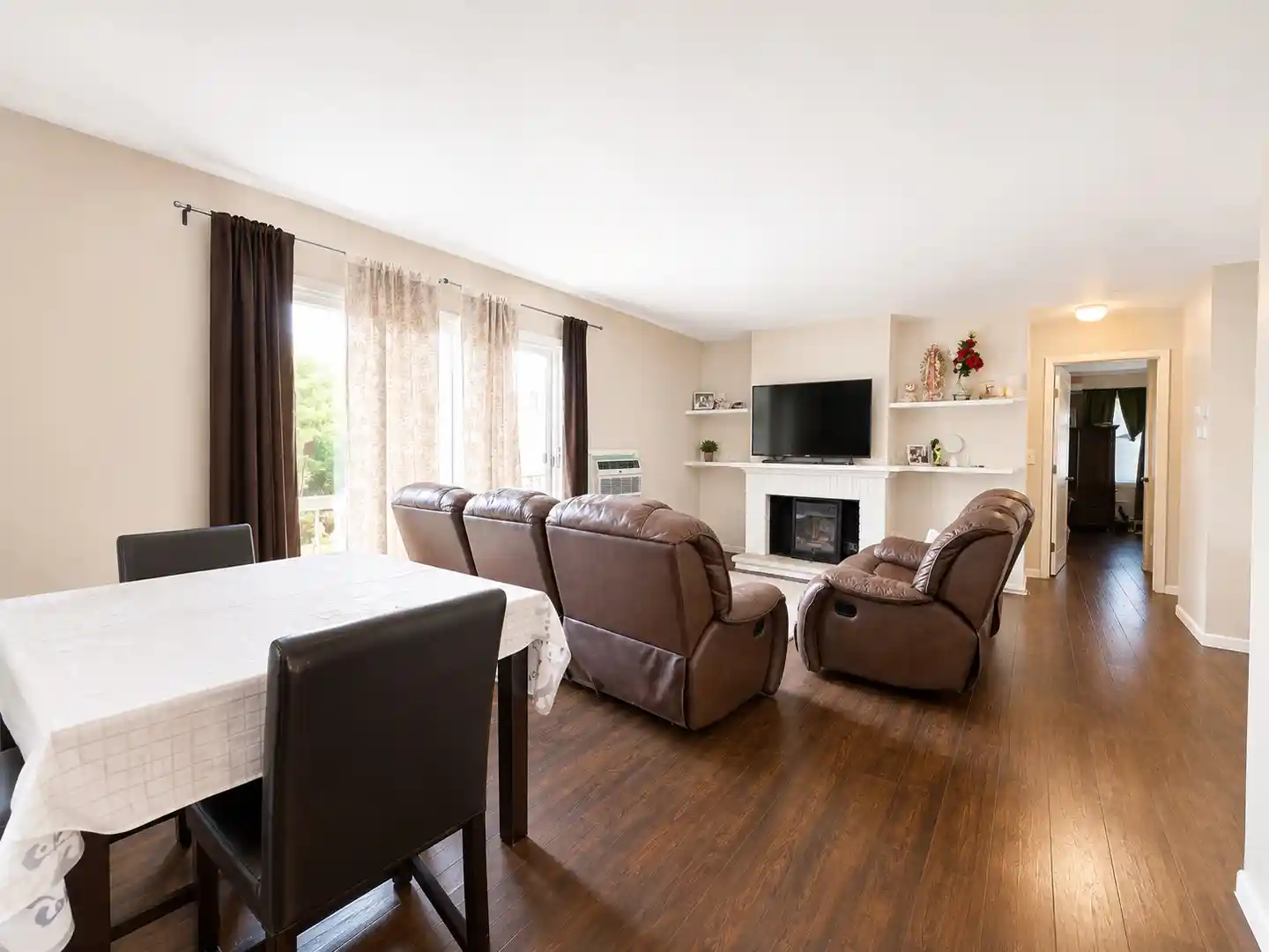 Listing Photo 2 - Condo for sale in 444 Cavalier Ct located at 444 Cavalier Ct, West Dundee, IL 60118 - Unit #3-1