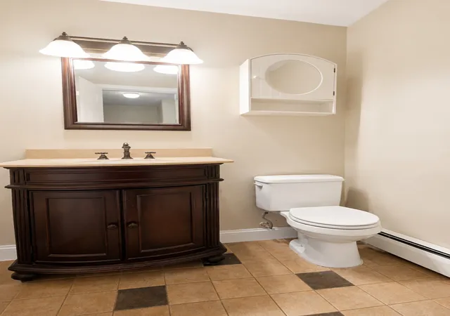 Listing Photo 5 - Condo for sale in building located at 444 Cavalier Ct, West Dundee, IL 60118 - Unit #3-1