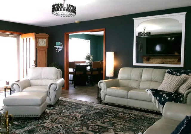 Photo 4 of Single family home for sale at 609 Elm St, Carmi, IL 62821 | MLS# 12731886 | Listing updated on 2026-09-01