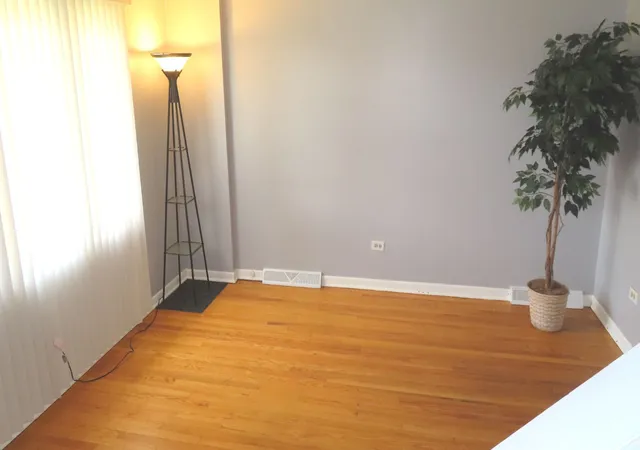 3rd image of 1233 W 110Th Pl, Chicago, IL 60643 | MLS# 12731897
