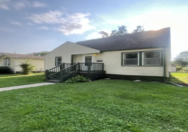 Photo 2 of Single family home for sale at 16750 Bulger Ave, Hazel Crest, IL 60429 | MLS# 12731913 | Listing updated on 2026-09-23
