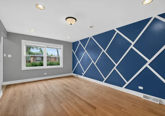 Photo 3 of Single family home for sale at 272 Madison Ave, Calumet City, IL 60409 | MLS# 12731925 | Listing updated on 2026-08-21