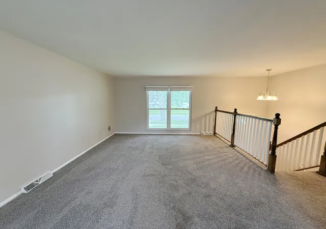 5th image of 2517 Campbell St, Joliet, IL 60435 | MLS# 12731930