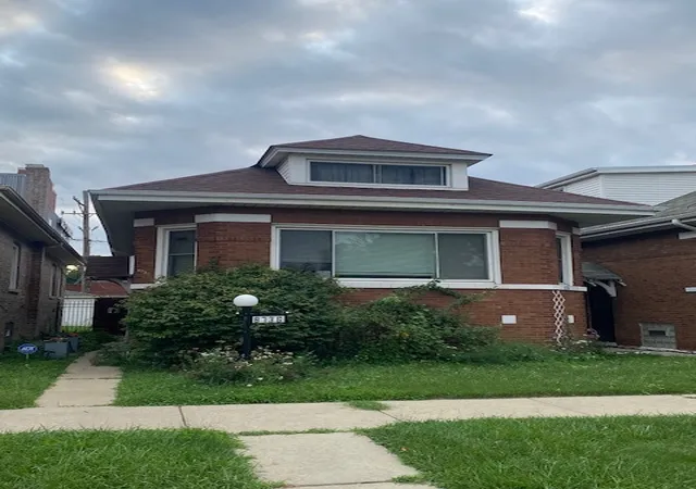 Photo 1 of Single family home for sale at 8736 S Justine St, Chicago, IL 60620 | MLS# 12731944 | Listing updated on 2026-10-09