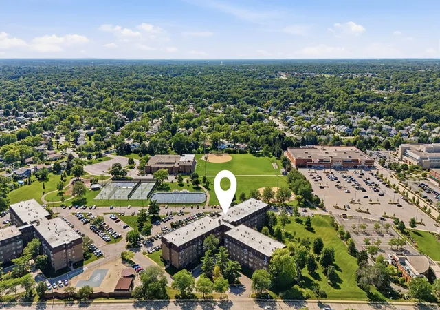 43rd image of 220 S Roselle Rd #524, Schaumburg, IL 60193 | MLS# 12731977