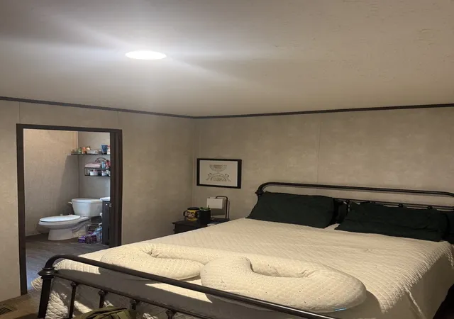 Photo 4 of Manufactured home for sale at 118 Lake Blf Dr, Oakwood, IL 61858 | MLS# 12731980 | Listing updated on 2026-08-20