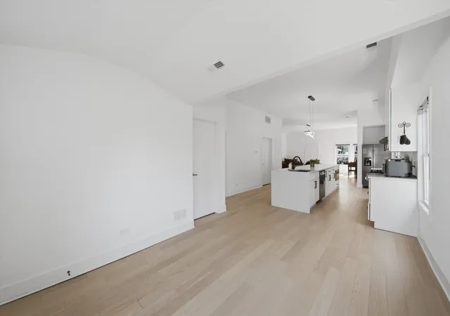 Photo 3 of Single family home for sale at 11154 S Troy St, Chicago, IL 60655 | MLS# 12731990 | Listing updated on 2026-08-19