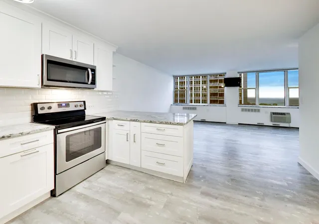 4th image of 4250 N Marine Dr #2505, Chicago, IL 60613 | MLS# 12732010