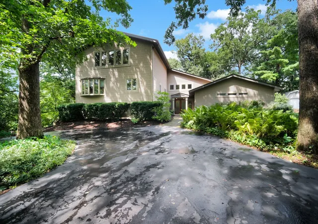 2nd image of 43w976 Oakleaf Dr, Elburn, IL 60119 | MLS# 12732011