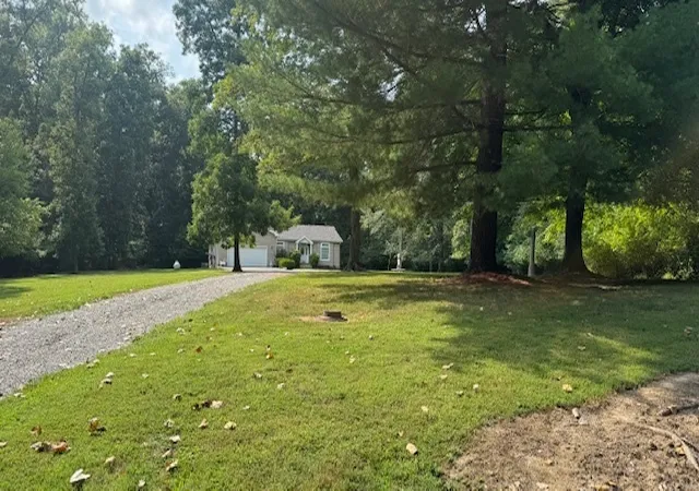 Photo 3 of Single family home for sale at 15577 N Stone Ln, Mt Vernon, IL 62864 | MLS# 12732018 | Listing updated on 2026-09-01